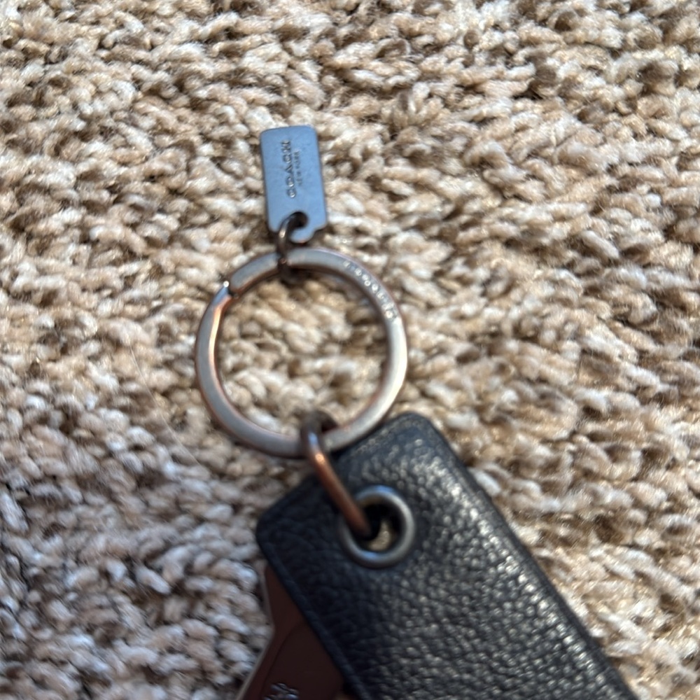 Coach Flash Drive Key Chain - Picture 5 of 5